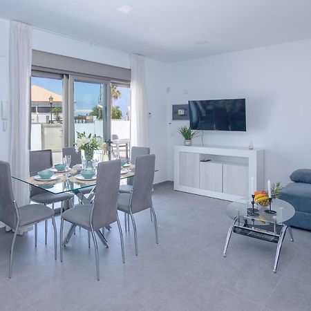 Apartment Urban 3 Beachfront Corralejo By Holidays Home Esterno foto
