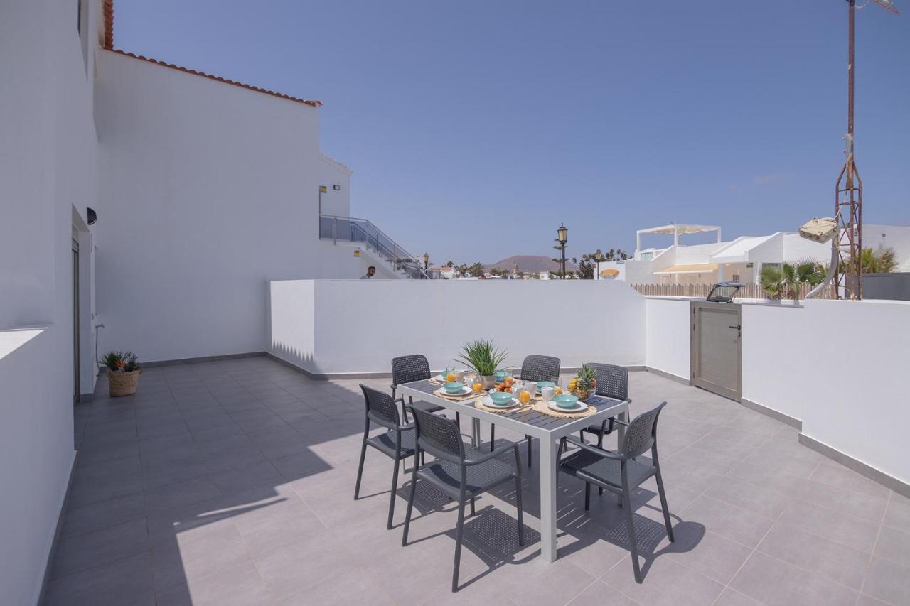 Apartment Urban 3 Beachfront Corralejo By Holidays Home Esterno foto